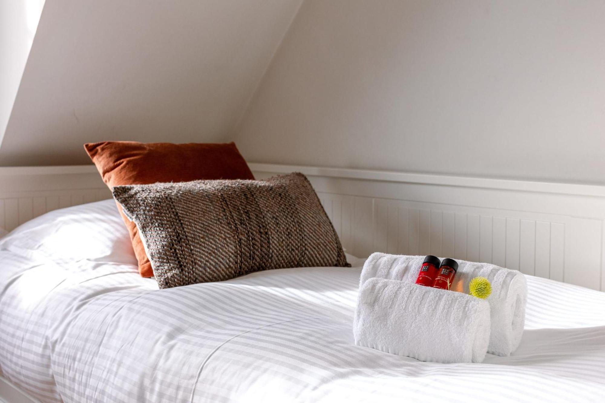 Charming Spacious Duplex Apt With Private Parking In Knokke Daire Dış mekan fotoğraf