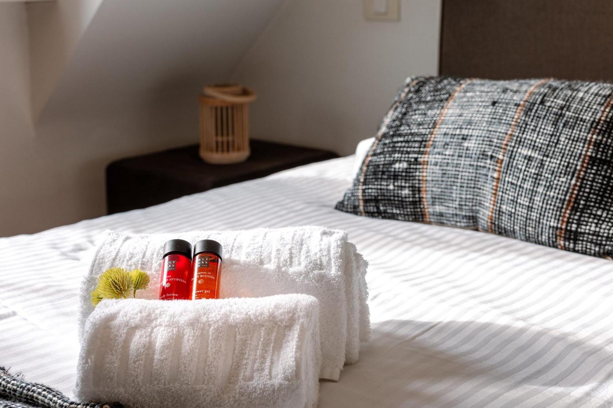Charming Spacious Duplex Apt With Private Parking In Knokke Daire Dış mekan fotoğraf