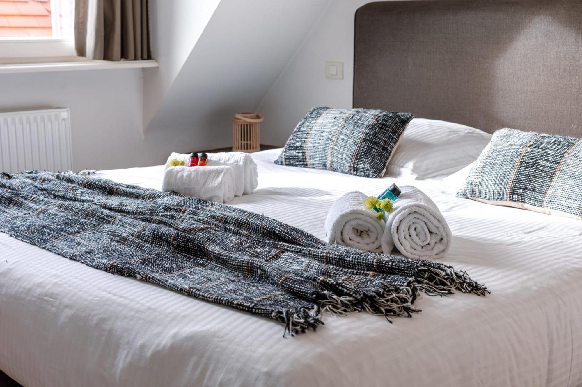 Charming Spacious Duplex Apt With Private Parking In Knokke Daire Dış mekan fotoğraf